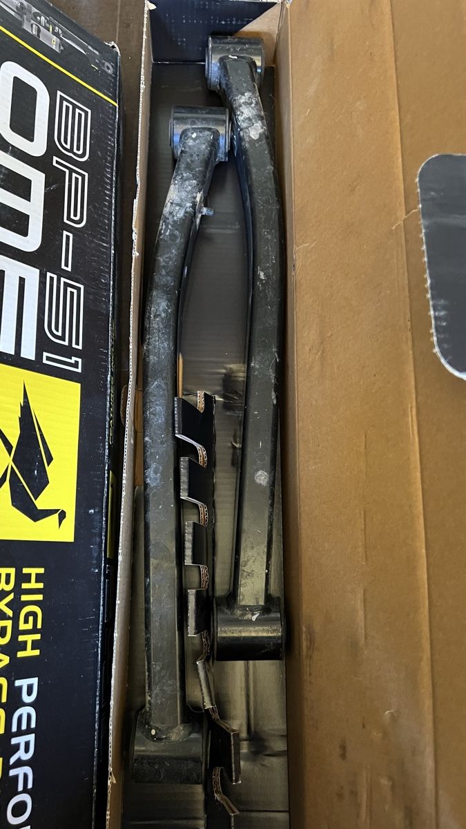 Jeep Tutti pezzi di ricambio auto: Vendo KIT rialzo Jeep Completo! – Usato da Brè sopra Lugano venduto da micheleschmid 9