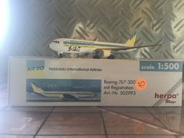 HOKKAIDO INTERNATIONAL AIRLINES BOEING 767-300ER 1:500