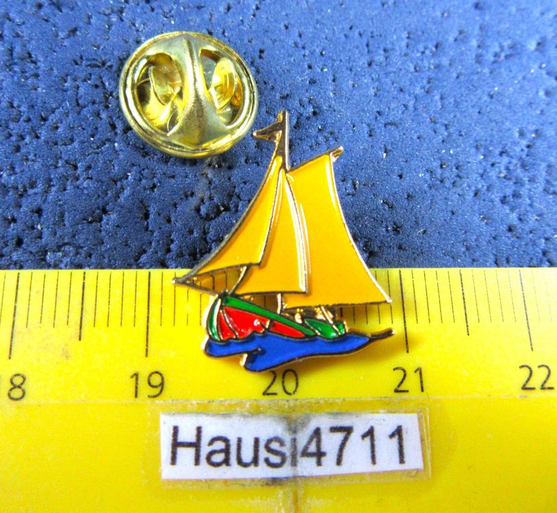SEGEL-SCHIFF PIN GOLDIG (Gebraucht) in Ettingen für CHF 0.95 – mit ...