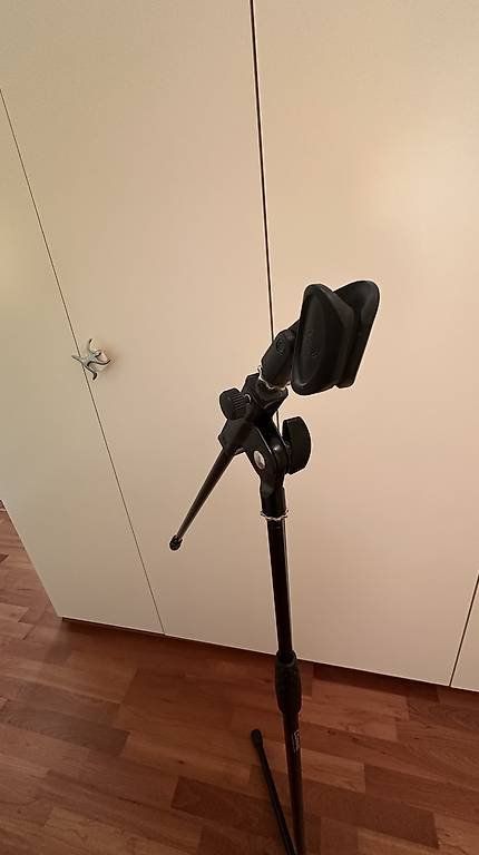 Supports pour instruments & partitions: Mikrofonständer – D'occasion à Thun par viroumania 1