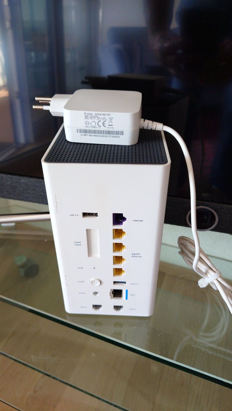 Swisscom Modems & Router: Swisscom Internet Box 2 / WLAN Router – Gebraucht aus Allschwil von Swisstoybox
