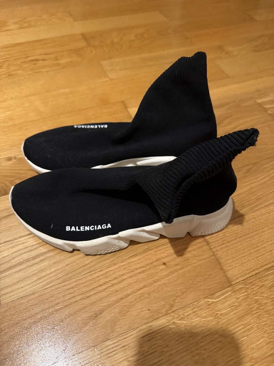 Balenciaga Damenschuhe: Balenciaga Speedrunner – Gebraucht aus Zürich von jew_tq5x