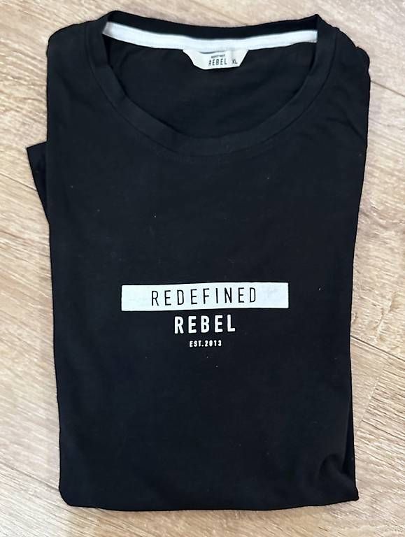 T-shirt: T-Shirt Rebel – Usato da Rain venduto da SaBe73 2