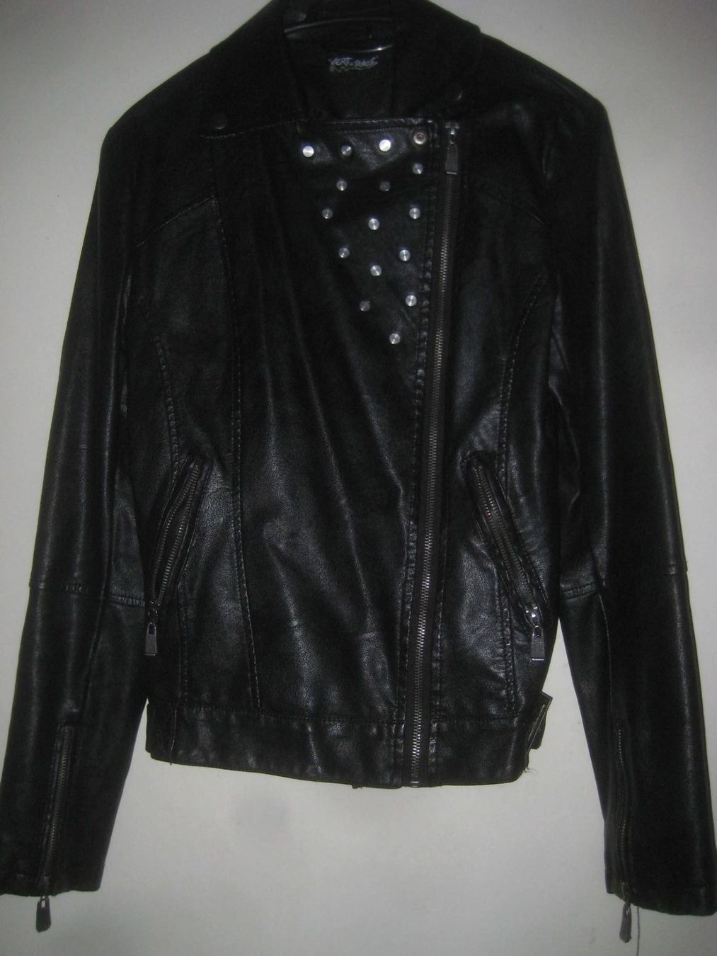 Jacken: DAMEN  JACKE – Gebraucht aus Uster von flocke1 1