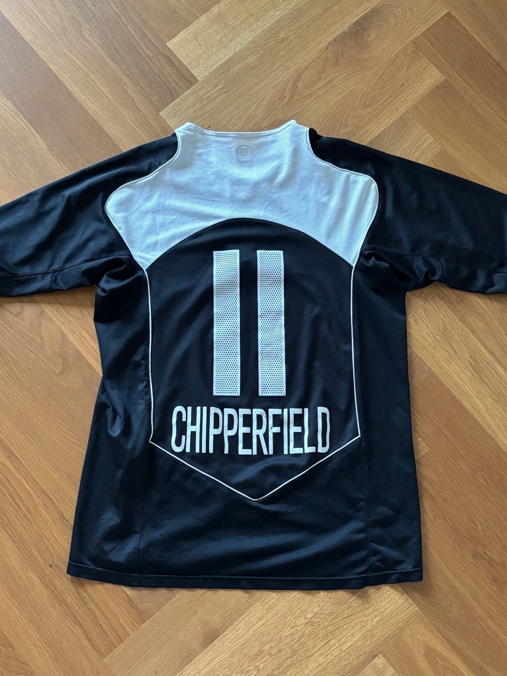 FC Basel Canottiere & Pantaloni: FC Basel 2005 Chipperfield – Usato da Basel venduto da max_ds6x 1