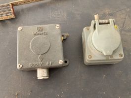 ANTIKE ELEKTRO METAL STECKDOSE