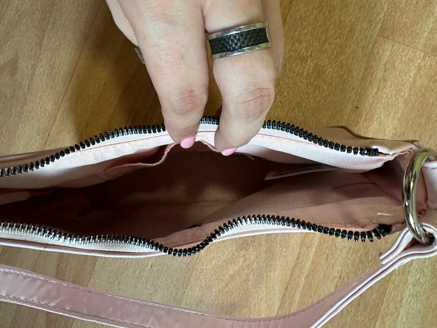 Borse da donna: Rosarote Handtasche – Usato da Schaan venduto da Hermine2018 1