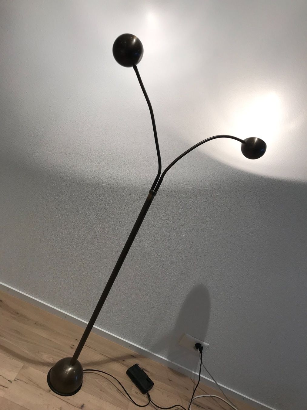 Lampade: Schöner Designklassiker Stehlampe – Usato da Gersau venduto da pd-design-and-art 2