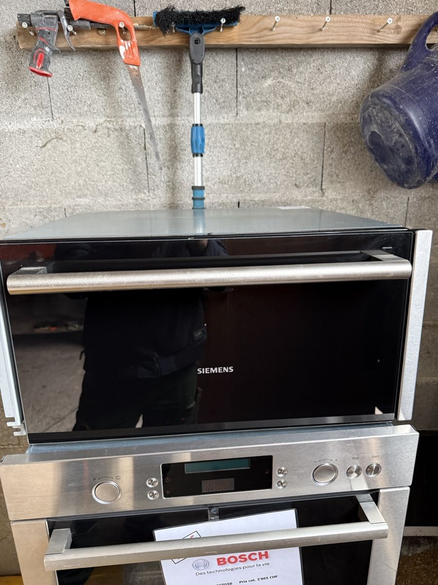 Siemens Elettrodomestici da cucina: Siemens warm Schublade – Usato da Fribourg venduto da agho1