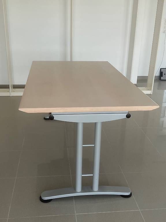 Schreibtische: Hochwertiges Pult – Gebraucht aus Maur von Daisy0606 1