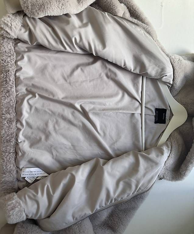 Giacche: Giacca Bershka   – Usato da Luzern venduto da vio_hsk6 4