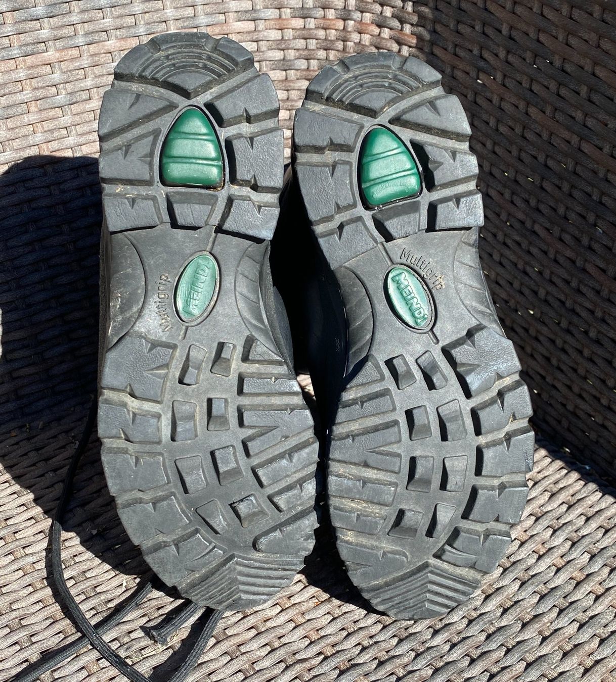 Meindl Scarpe da uomo: Chaussures Meindl Gore-Tex noires - taille 8 – Usato da Court venduto da Nolia 2