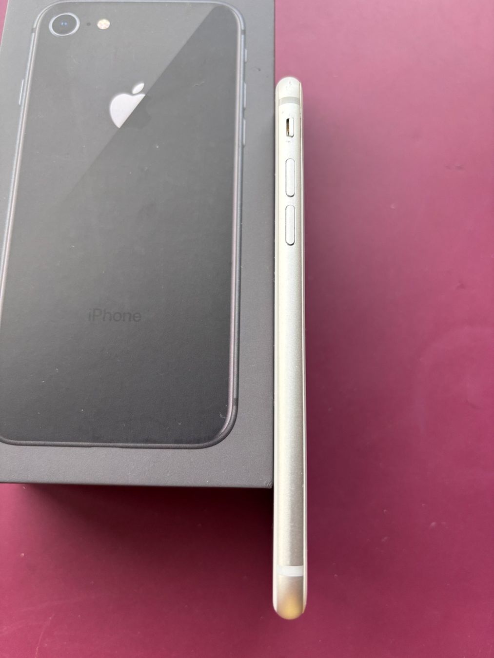 Apple Telefoni cellulari / Smartphones: Apple iPhone 8 64 GB Weiss – Usato da Zimmerwald venduto da Michael68 2