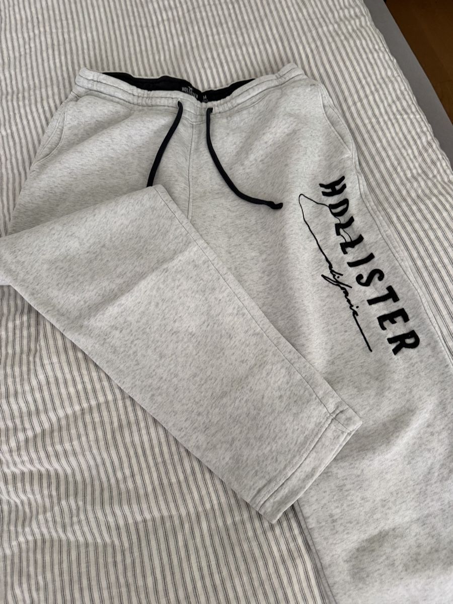 Hollister Pantaloni: Hollister Trainerhose – Usato da Cham venduto da leoniegrob 3