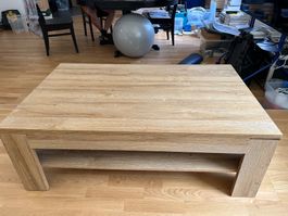 Couchtisch / Salontisch / Coffee Table