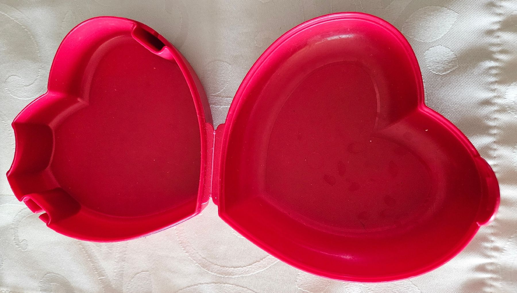 Tupperware Contenitori & Simili: Herzböxli von Tupperware – Usato da Pratteln venduto da bienemaja50 1