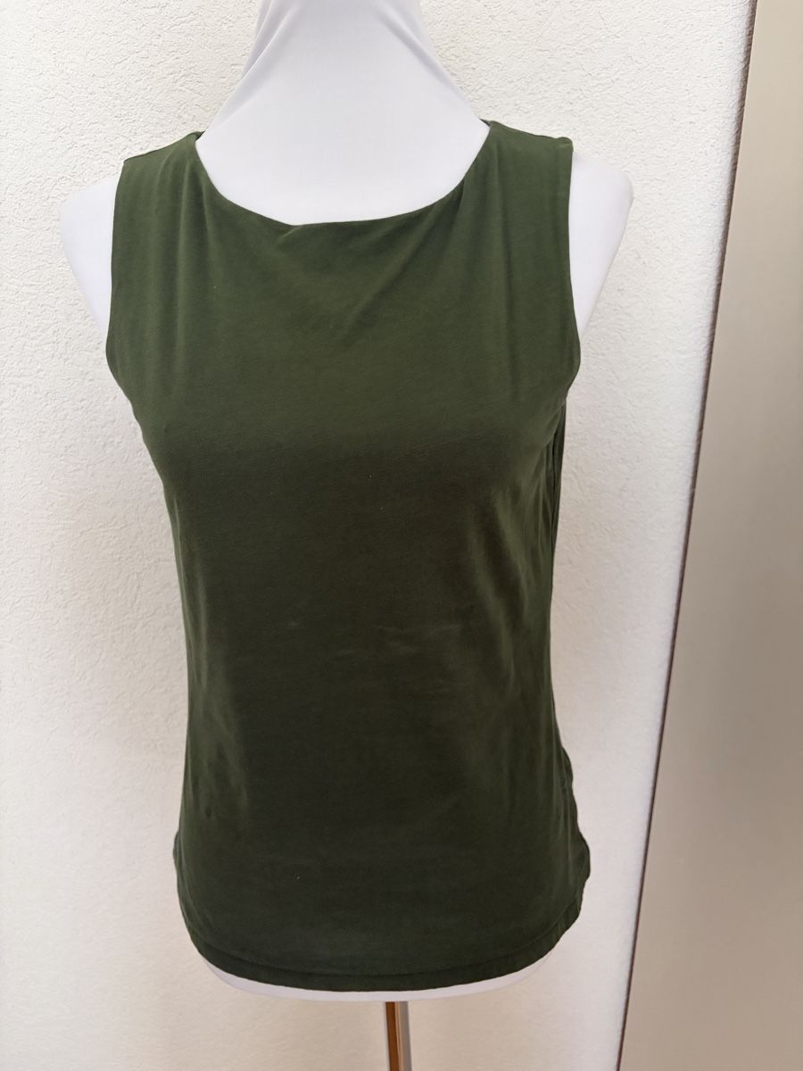 Chemisiers: 8 short sleeve blouses – D'occasion à Münchenstein par ArleneLM 7