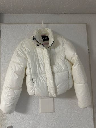 Winterjacke von TW // Grösse M // Weiss // Top Zustand