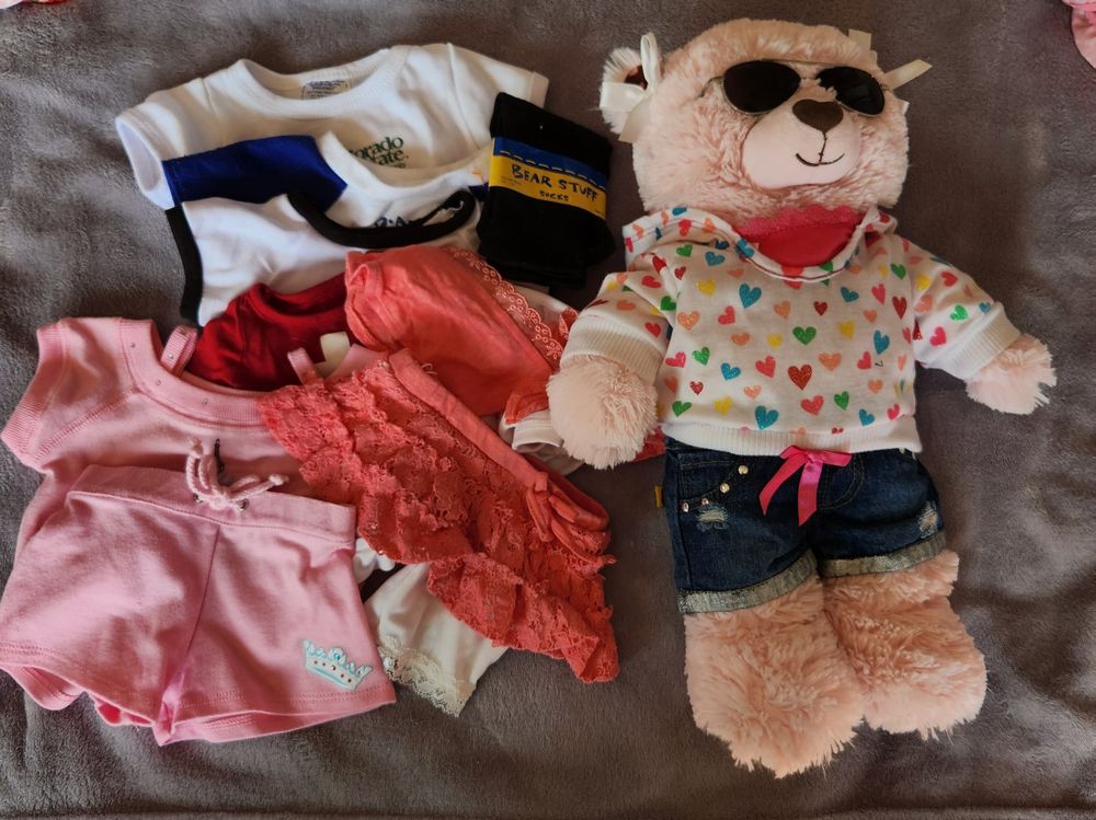 Build A Bear Teddybär mit Kleidern (Gebraucht) in Kirchlindach für CHF