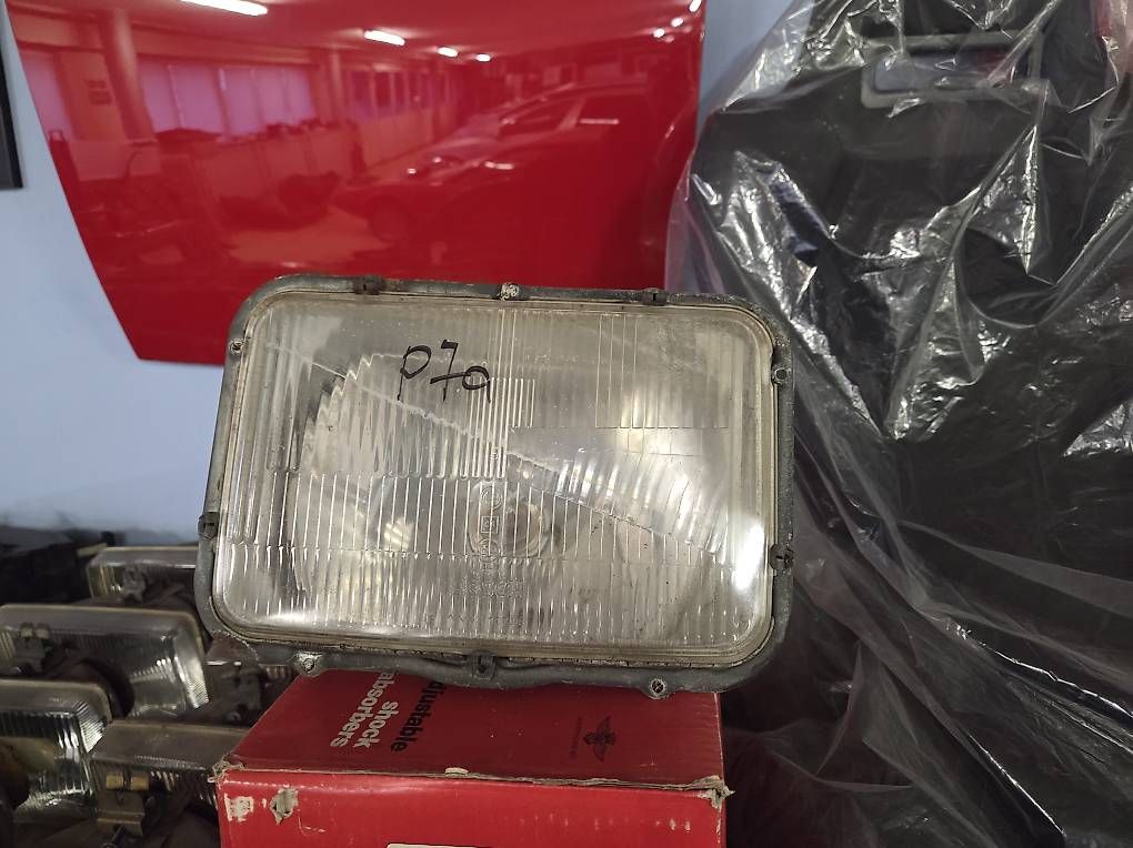 Fari: Ford Scheinwerfer P70 – Usato da Matzingen venduto da AMY-007 2