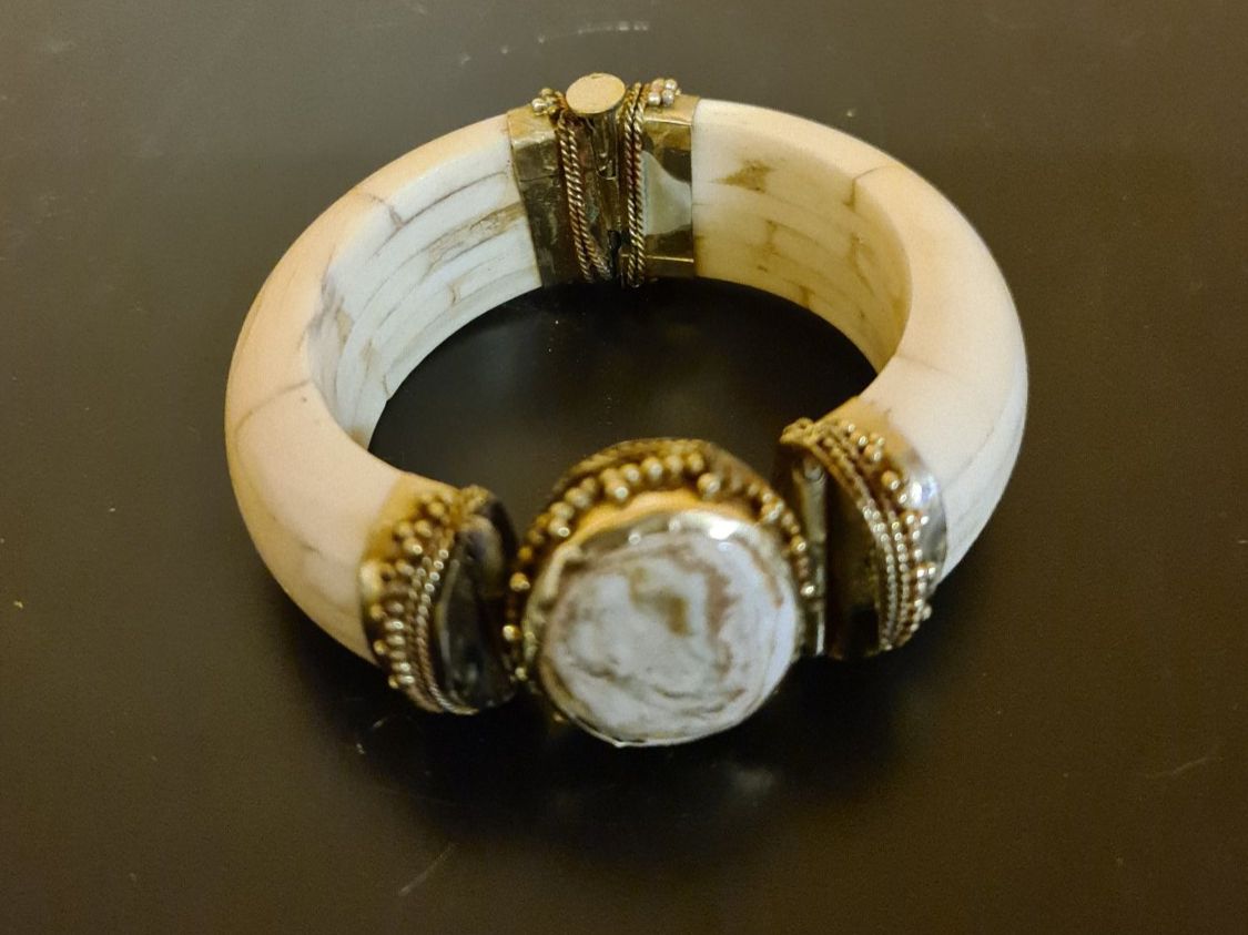 Bracciali & Braccialetti: Armreif – Usato da Ibach venduto da Hfedier