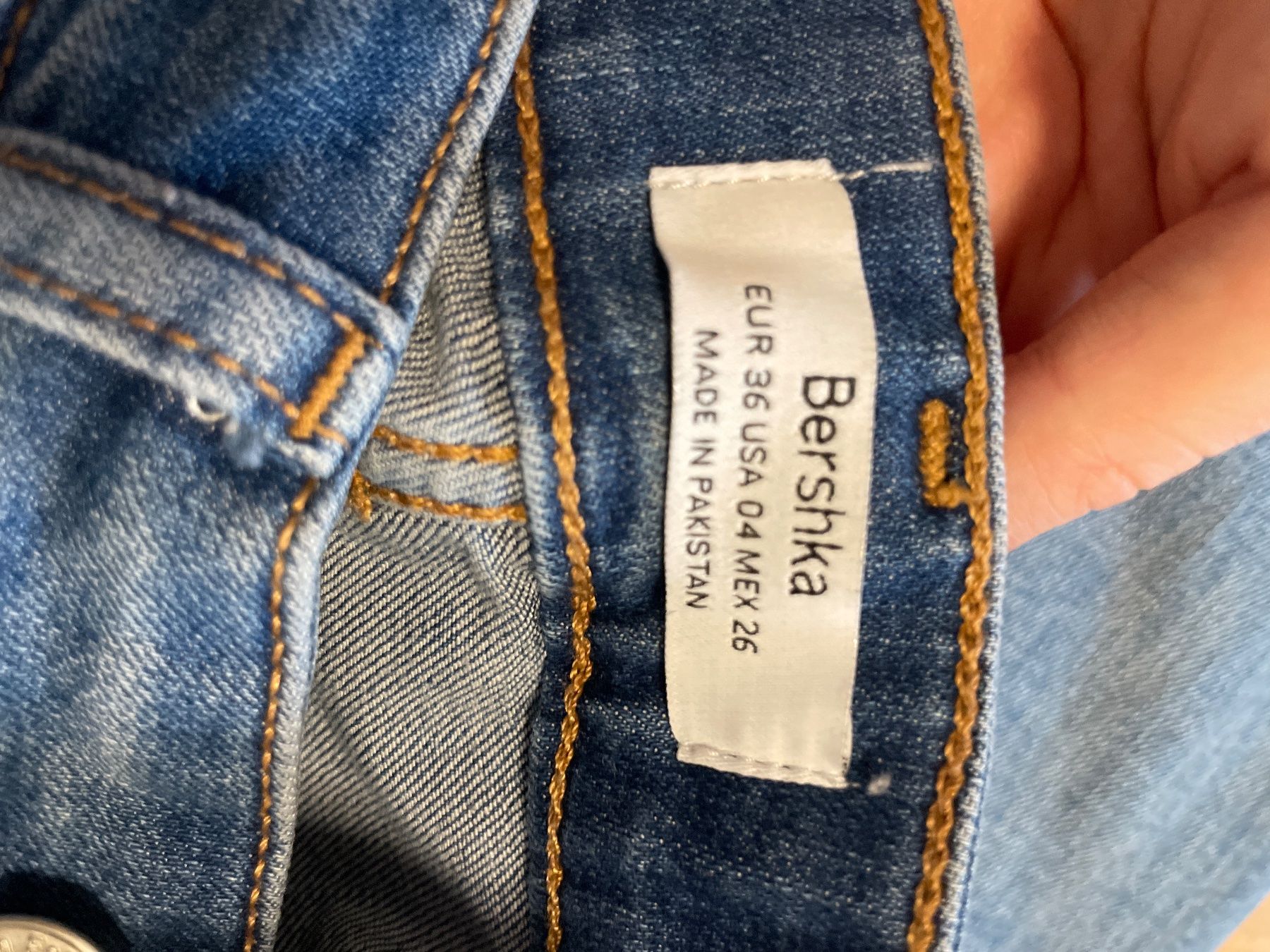 Bershka Jeans: Jeans hellblau – Gebraucht aus Oberengstringen von pri_c8jk 2