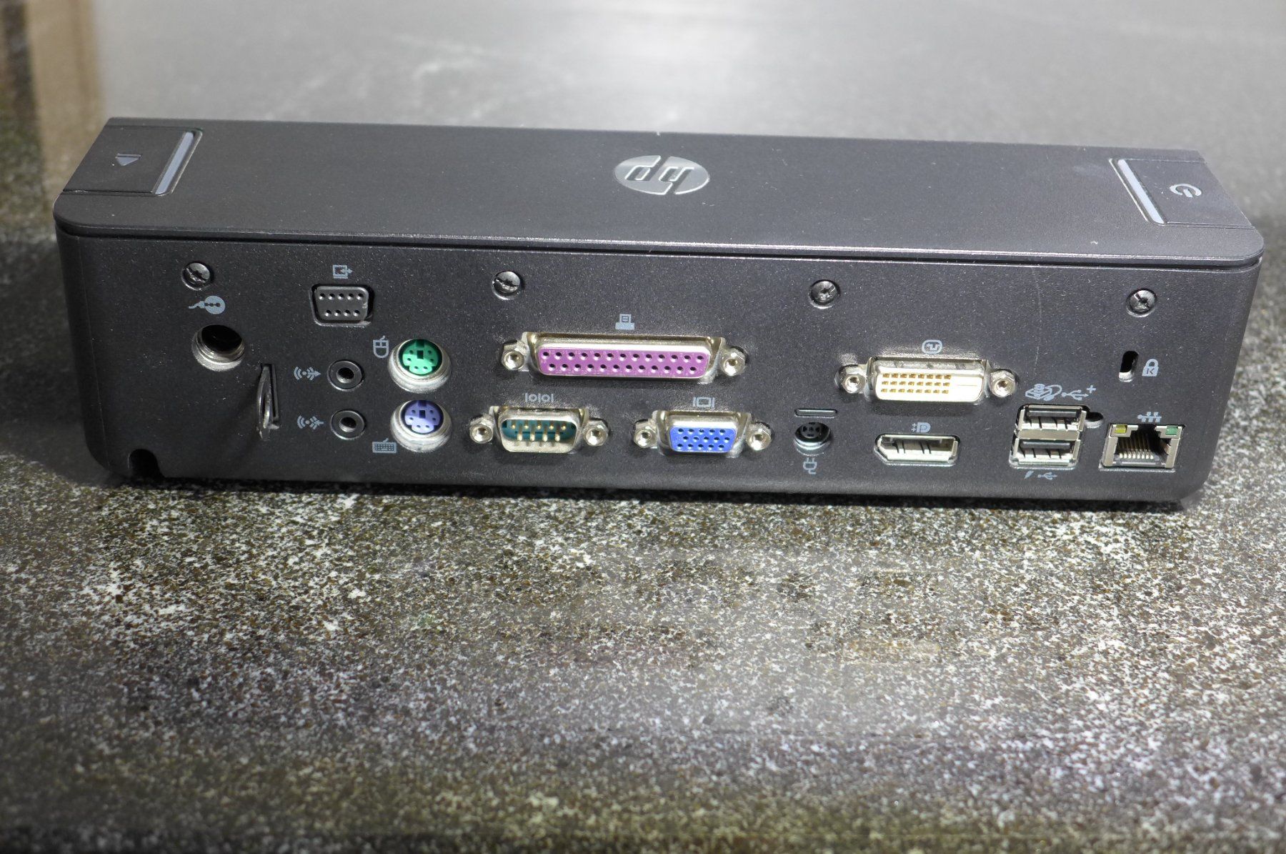 Hewlett Packard Docking station: HP Dockingstation HSTNN-i11X – Usato da Gossau SG venduto da jerrycotton62 1