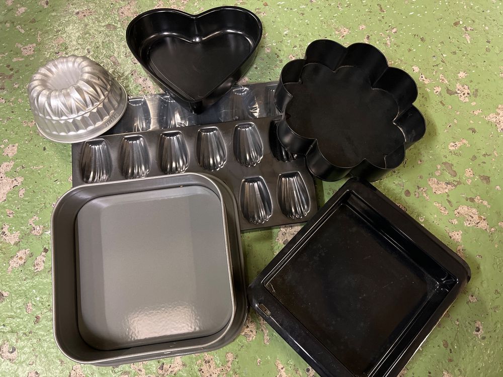Runde Silikon Backformen 25,4 Cm – 2 Stück, Rot, Hitzebeständig Bis 230°C, Für Kuchen & Desserts