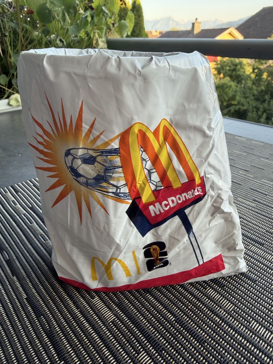 Contenitori & Simili: McDonald’s WM-Becher: Shaqiri – Nuovo (secondo la descrizione) da Emmenbrücke venduto da MZJackson 3