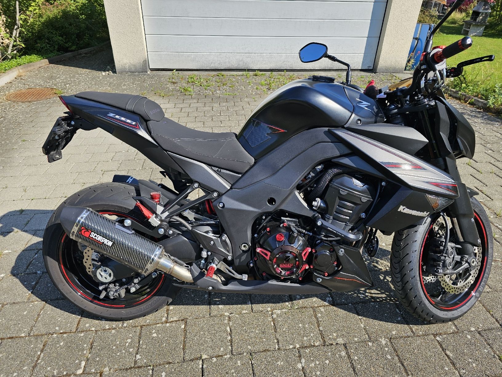 Kawasaki Strasse: Kawasaki Z1000 Black Edition ABS – Gebraucht aus Frick von nic_snp6 1