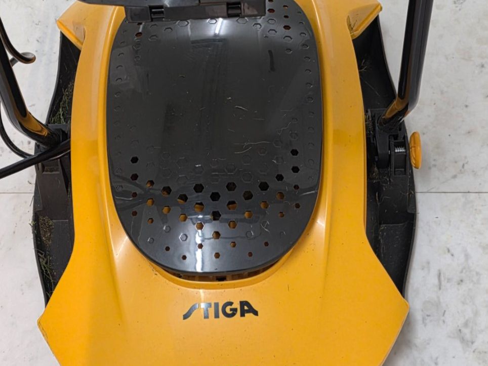 Stiga Tondeuses à gazon: Stiga Aero 132e Wireless Mower – D'occasion à BADEN par KATIEPEPI 1