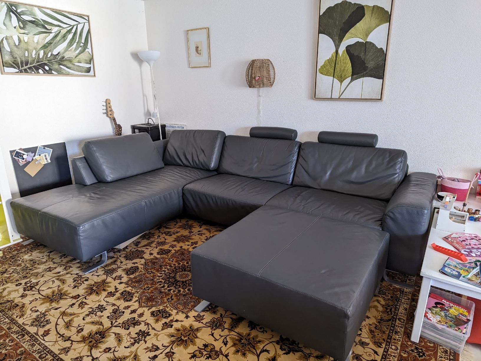 Pfister Sofas: Ecksofa Leder schwarz mit Hocker – Gebraucht aus Suhr von der_poebel