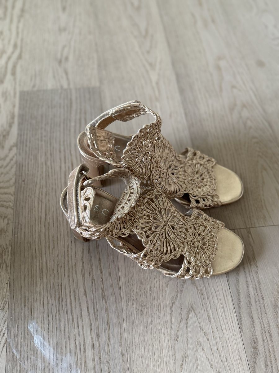 Scarpe da donna: Designer Sandale Mascaro 37 – Usato da Zürich venduto da Nightfury006