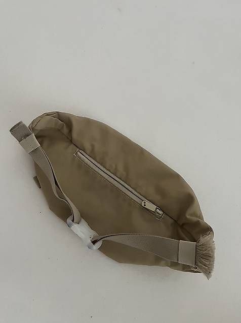 Taschen: Bauchtasche / Gürteltasche in Beige – Gebraucht aus Chur von mai_z79b 1