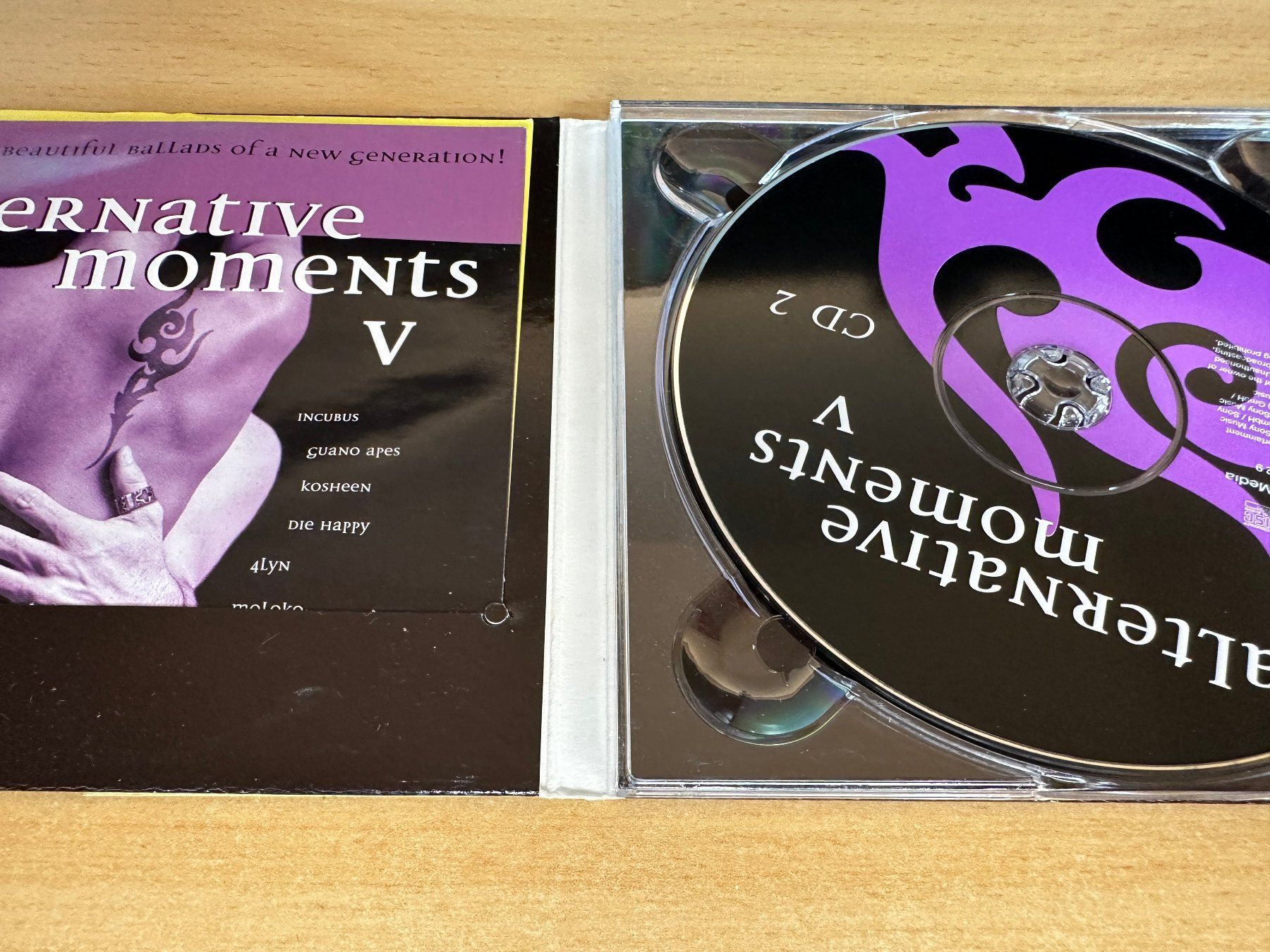CD: Various – Alternative Moments V - 2 CD – Usato da Rikon im Tösstal venduto da Alpenmutz 2