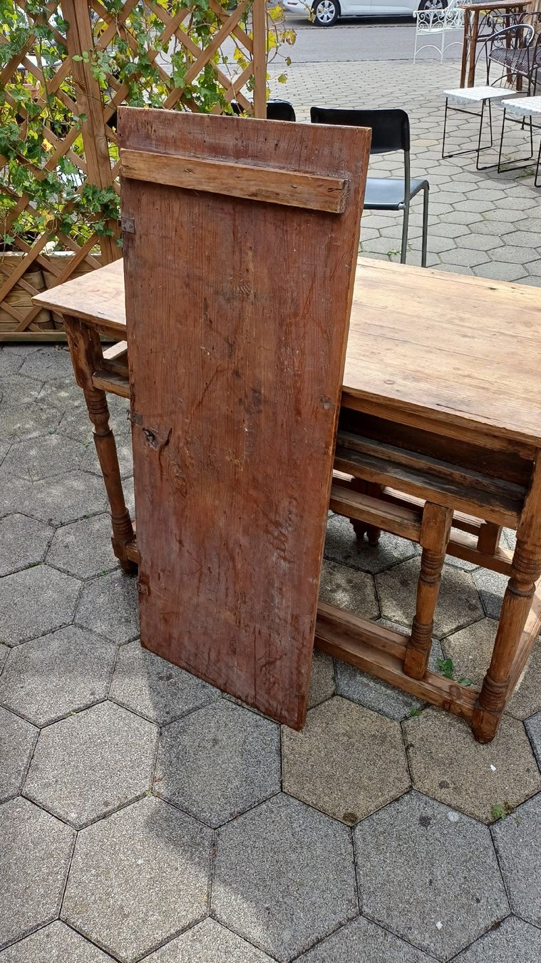 Tavoli: Antiker uralter  Tisch – Usato da Flawil venduto da Pinkmalibu 7