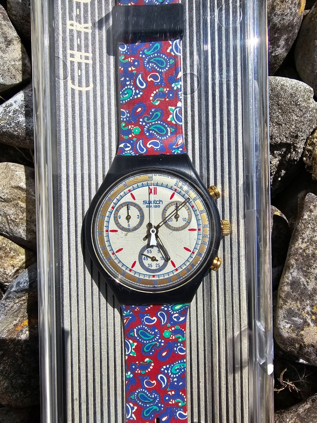 Swatch Orologi: Swatch Award unisex chronograph – Nuovo e nell'imballaggio originale da Engelberg venduto da Zeiges2