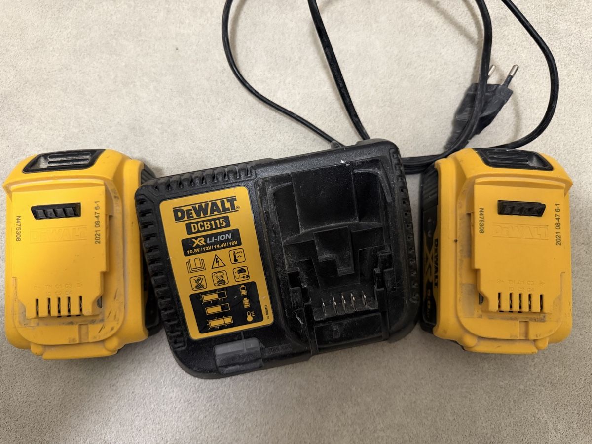 Dewalt Accus & piles: Dewalt  – D'occasion à Bern par Bi.G.68