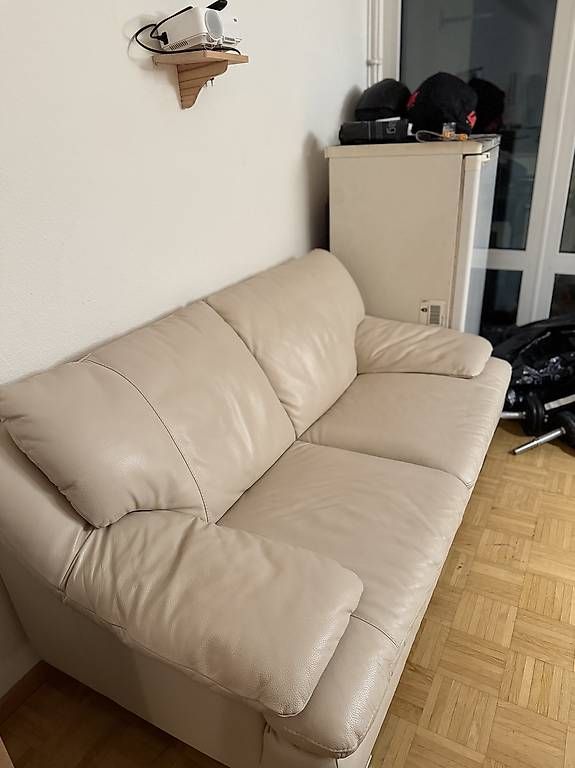 Ledercouch (Gebraucht) in Birsfelden für CHF 90 – nur Abholung auf Ricardo kaufen