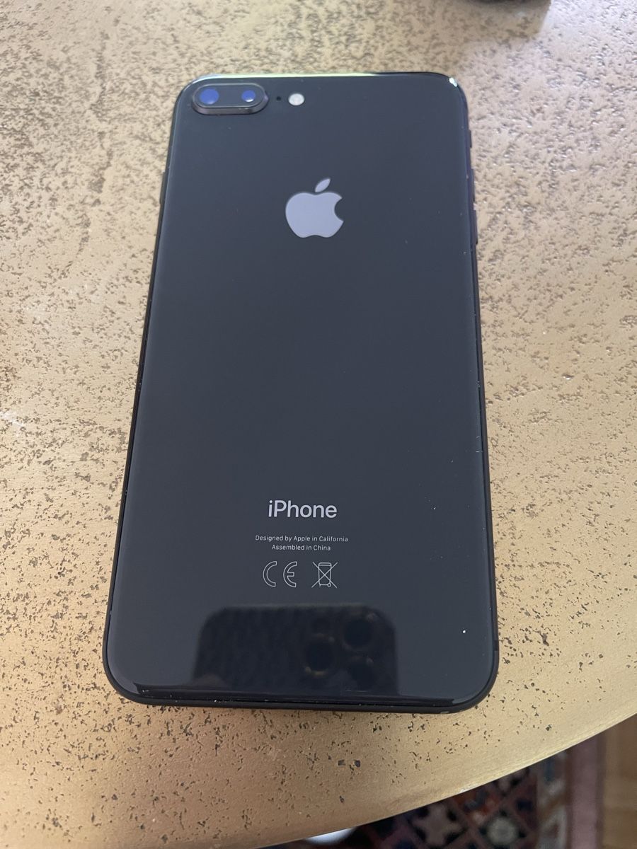 Apple Telefoni cellulari / Smartphones: iPhone 8 Plus 256GB guter Zustand – Usato da Luzern venduto da M.Ai 4