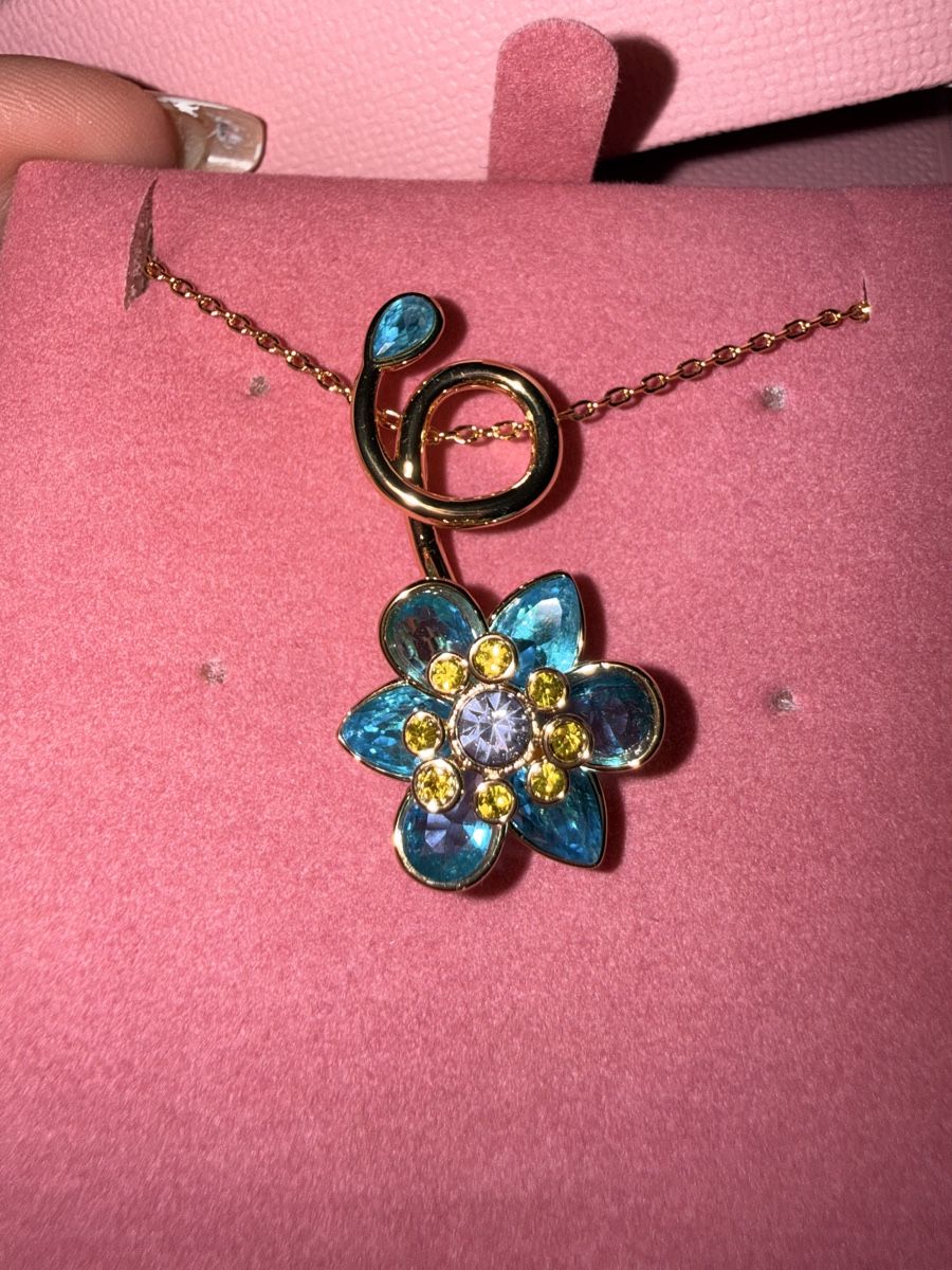 Swarovski Ketten: Swarovski Idyllia Halskette – Neu und originalverpackt aus Schafisheim von jan_cb2f 1