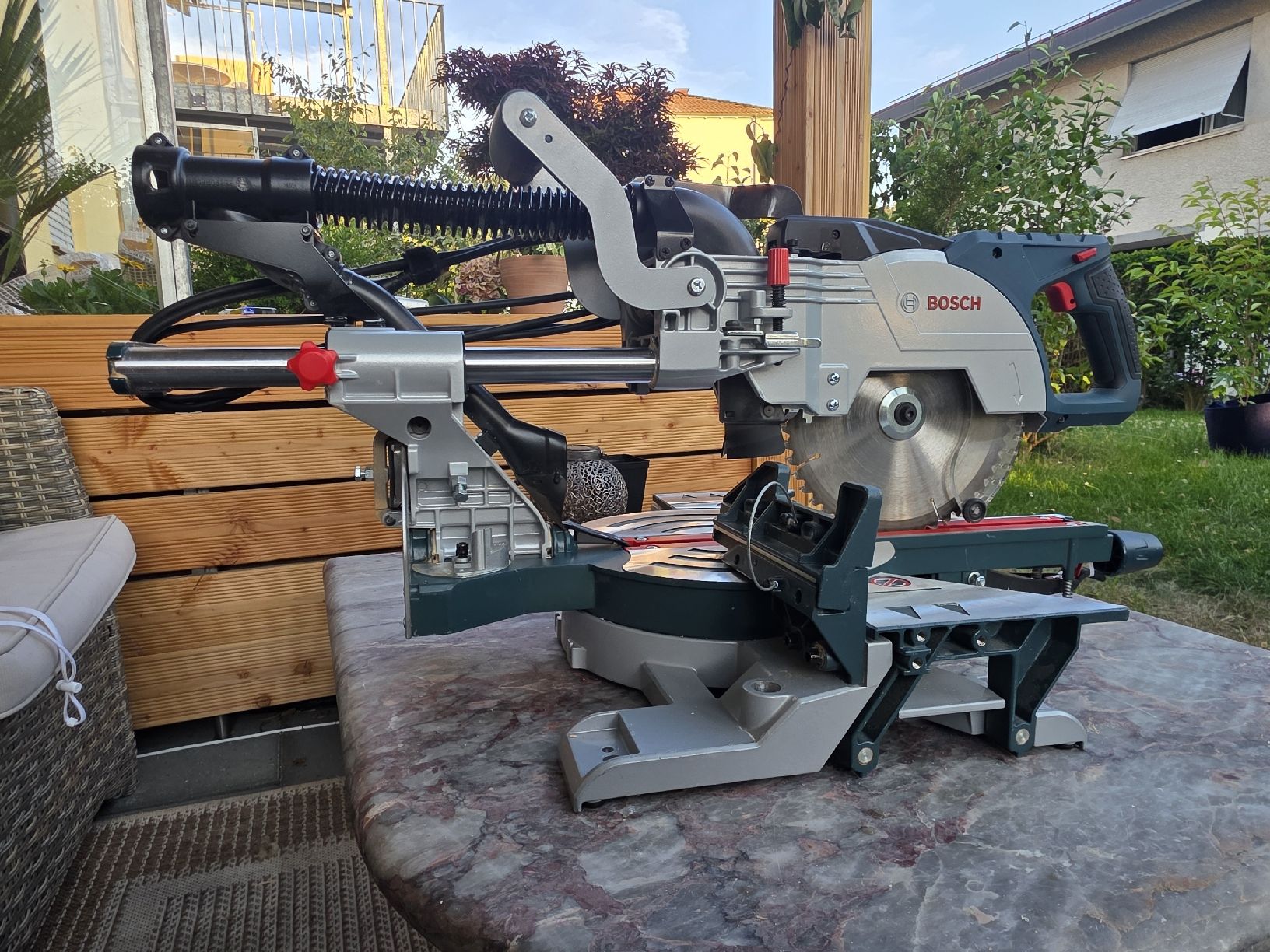 Bosch Seghe: Bosch Professional GCM 8 SJL – Usato da Ostermundigen venduto da Sera.P 2