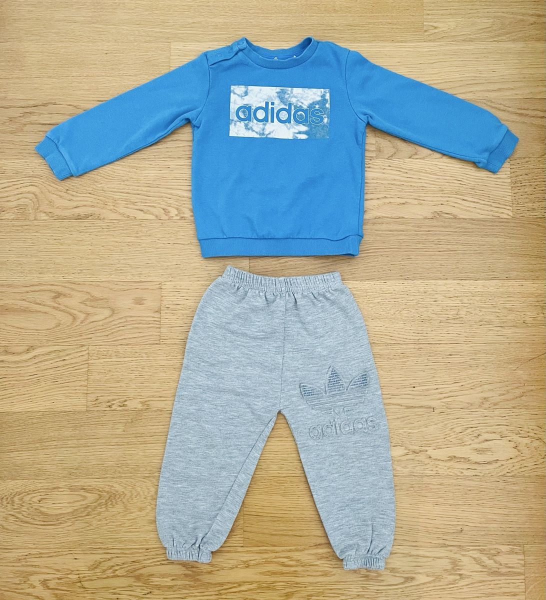 Adidas Pantaloni: Ensemble de jogging Adidas Taille 92 – Usato da Sion venduto da FashionStore3