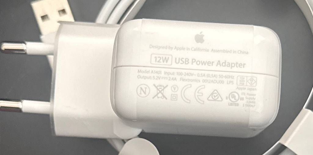 Ladegeräte: Apple Ladegerät neu – Gebraucht aus Fahrni b. Thun von Joer1 1