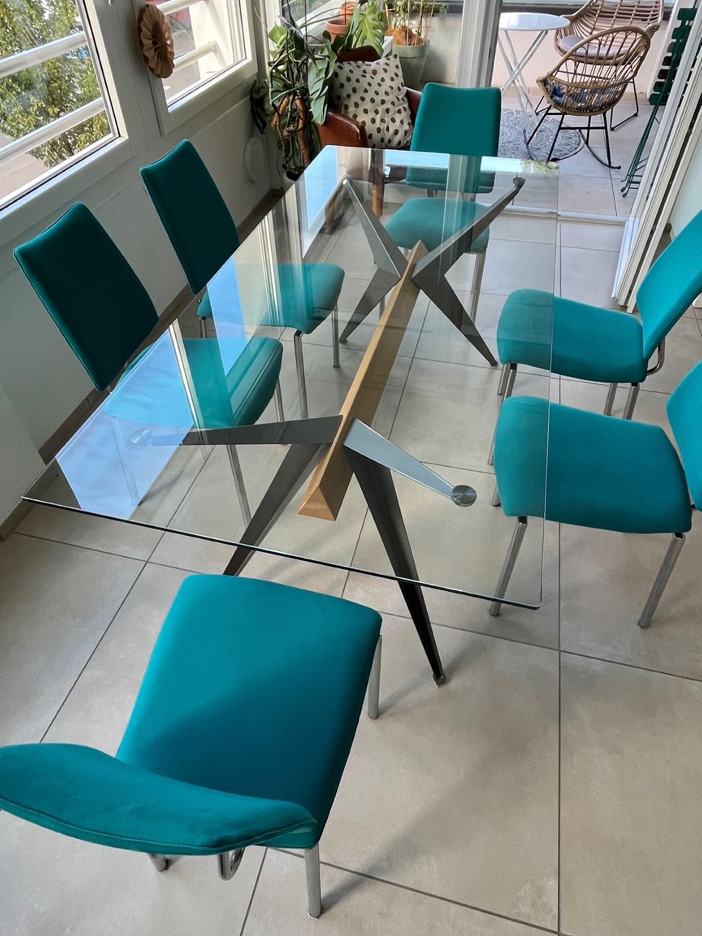 Tischgruppe: Table en verre et 6 chaises – Gebraucht aus Zürich von lou_6x9b 1