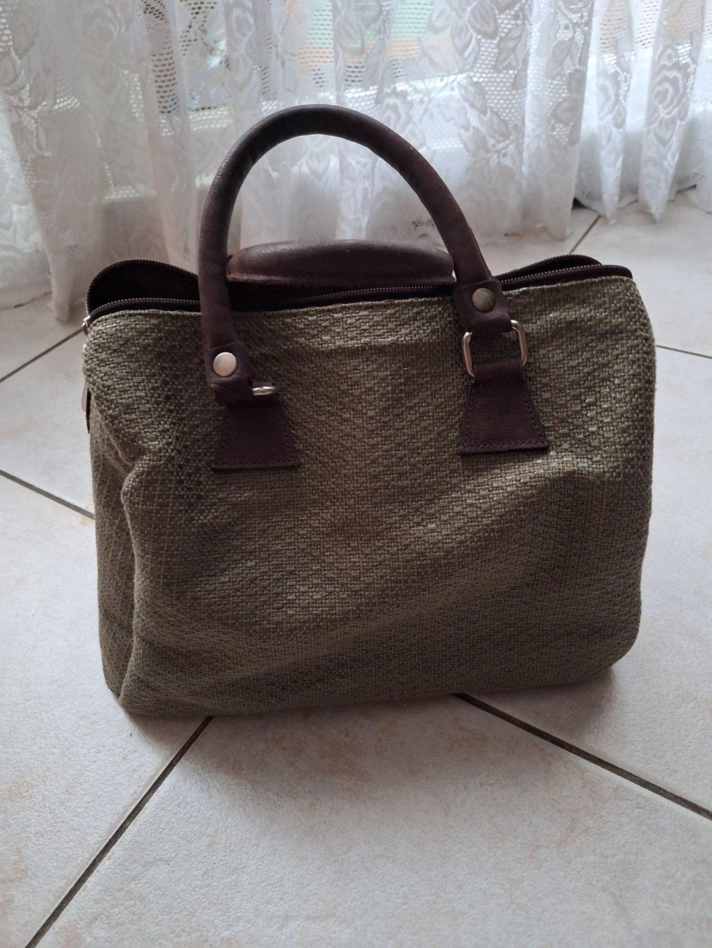 Borse da donna: Sac Maria Soler -Spain vert olive – Nuovo (secondo la descrizione) da St-Triphon venduto da Jldr0 2