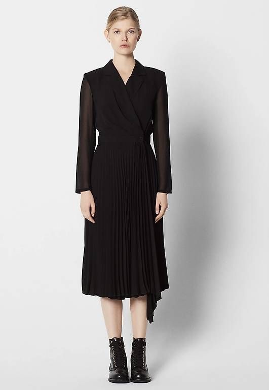 Sandro Vestiti: Sandro Kleid schwarz FR38 wie Neu – Nuovo (secondo la descrizione) da Luzern venduto da One0911
