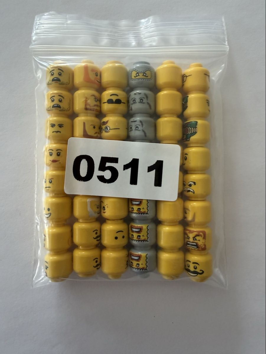 Lego Spielzeuge: Lego Minifiguren Köpfe, Mix, 48 Stück  – Gebraucht aus Rheinfelden von zim_2hqc 1