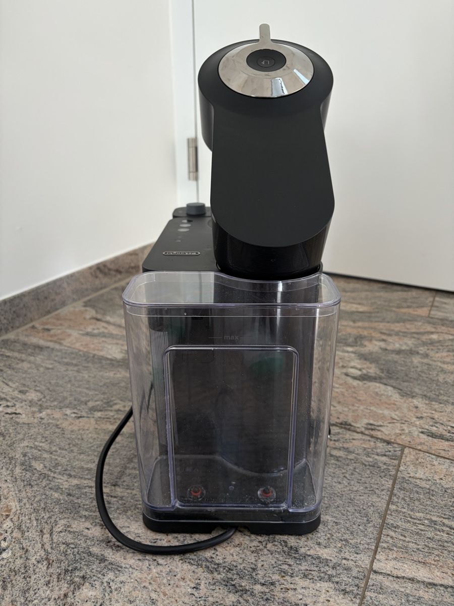 Nespresso Macchine per caffè & Macchine per espresso: Nespresso VERTUO LATTISSIMA MATTE BLACK – Usato da Hochdorf venduto da joelk_628 4