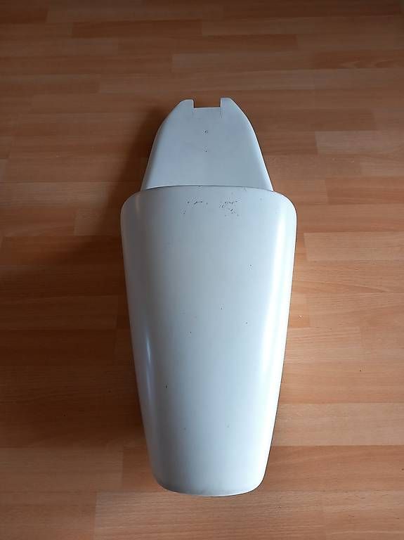 Modellismo RC: GFK Heck /Sitz von Storz – Usato da Belp venduto da Efflux 3